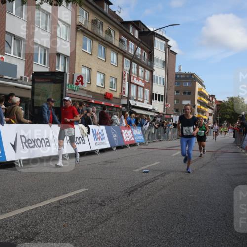 15.09.2024 - PSD Bank Halbmarathon Michael Strokosch http://msf.ph/oto/7059959 15.09.2024 11:41:36 Ziel 768, 943, 960, 1183, 1203, 1241, 1243, 1260, 1262, 1320, 1970, 2083, 2707, 2850 meine-sportfotos.de