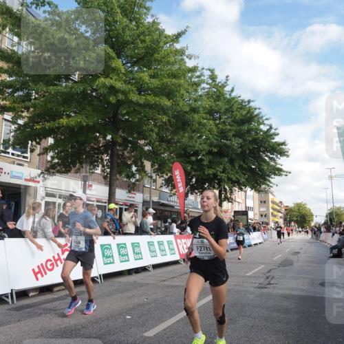 15.09.2024 - PSD Bank Halbmarathon Miley Keyser http://msf.ph/oto/7059961 15.09.2024 12:08:09 Ziel 1159, 1633, 1646, 1917, 2040, 2781, 2996, 3110, 3145, 3257, 3496 meine-sportfotos.de