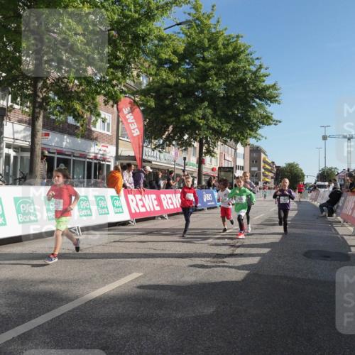 15.09.2024 - PSD Bank Halbmarathon Miley Keyser http://msf.ph/oto/7059967 15.09.2024 10:31:10 Ziel 24, 25, 39, 72, 104, 105, 126, 141, 163, 191, 207, 277, 287 meine-sportfotos.de