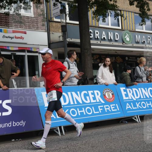 15.09.2024 - PSD Bank Halbmarathon Michael Strokosch http://msf.ph/oto/7059972 15.09.2024 11:41:38 Ziel 768, 943, 1183, 1203, 1241, 1243, 1260, 1262, 1320, 1970, 2083, 2707, 2850 meine-sportfotos.de