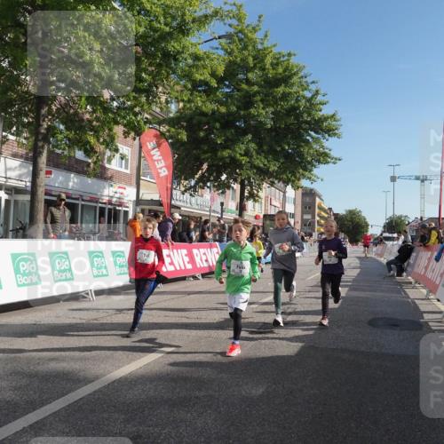 15.09.2024 - PSD Bank Halbmarathon Miley Keyser http://msf.ph/oto/7059980 15.09.2024 10:31:11 Ziel 24, 25, 39, 72, 104, 105, 126, 141, 160, 163, 191, 207, 277, 287 meine-sportfotos.de