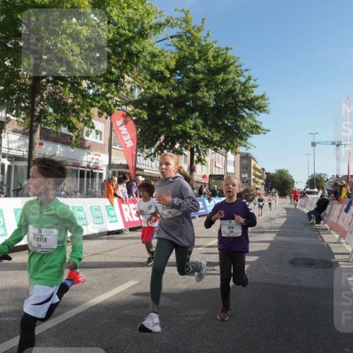 15.09.2024 - PSD Bank Halbmarathon Miley Keyser http://msf.ph/oto/7059996 15.09.2024 10:31:11 Ziel 24, 25, 39, 72, 104, 105, 126, 141, 160, 163, 191, 207, 277, 287 meine-sportfotos.de