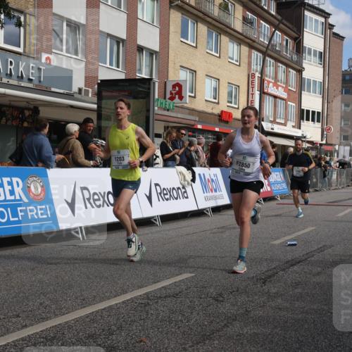 15.09.2024 - PSD Bank Halbmarathon Michael Strokosch http://msf.ph/oto/7060000 15.09.2024 11:41:43 Ziel 943, 953, 1183, 1203, 1241, 1260, 1262, 1309, 1542, 1970, 2083, 2707, 2850 meine-sportfotos.de