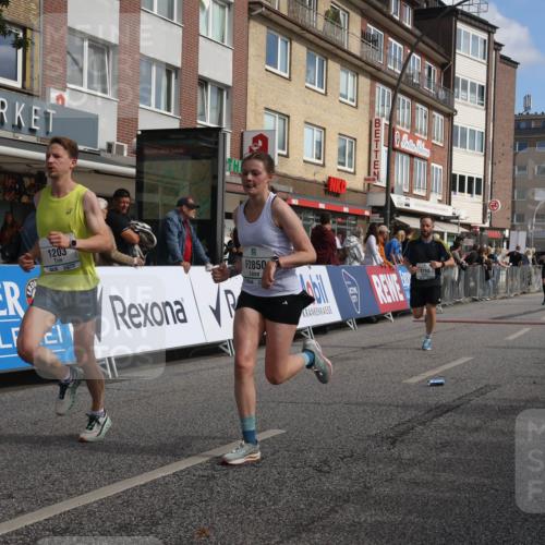 15.09.2024 - PSD Bank Halbmarathon Michael Strokosch http://msf.ph/oto/7060005 15.09.2024 11:41:43 Ziel 943, 953, 1183, 1203, 1241, 1260, 1262, 1309, 1542, 1970, 2083, 2707, 2850 meine-sportfotos.de