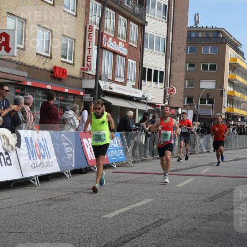 15.09.2024 - PSD Bank Halbmarathon Michael Strokosch http://msf.ph/oto/7060046 15.09.2024 11:41:54 Ziel 726, 763, 953, 1203, 1215, 1260, 1309, 1542, 1671, 2850 meine-sportfotos.de