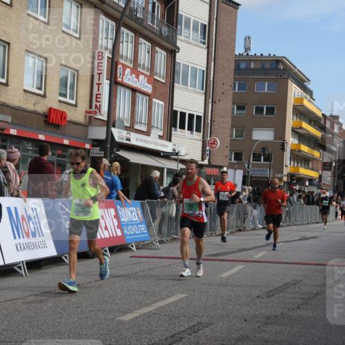 15.09.2024 - PSD Bank Halbmarathon Michael Strokosch http://msf.ph/oto/7060048 15.09.2024 11:41:54 Ziel 726, 763, 953, 1203, 1215, 1260, 1309, 1542, 1671, 2850 meine-sportfotos.de