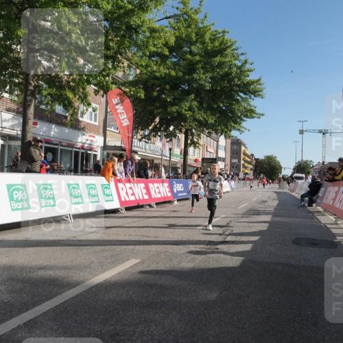 15.09.2024 - PSD Bank Halbmarathon Miley Keyser http://msf.ph/oto/7060076 15.09.2024 10:31:26 Ziel 39, 72, 78, 158, 160, 163, 191, 201, 287 meine-sportfotos.de