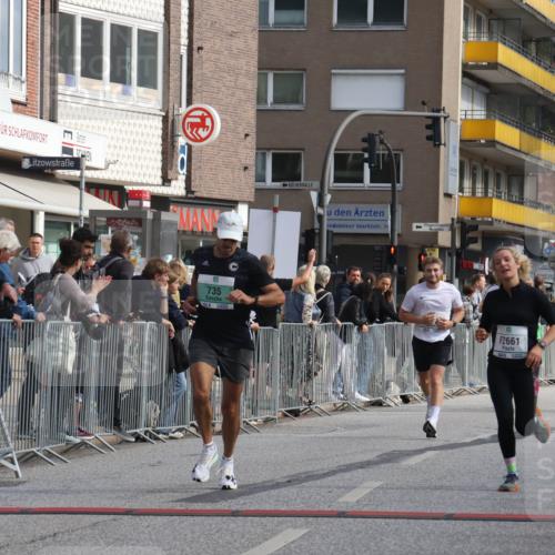 15.09.2024 - PSD Bank Halbmarathon Michael Strokosch http://msf.ph/oto/7060083 15.09.2024 11:42:01 Ziel 726, 735, 763, 953, 1215, 1542, 1592, 1671, 2661 meine-sportfotos.de