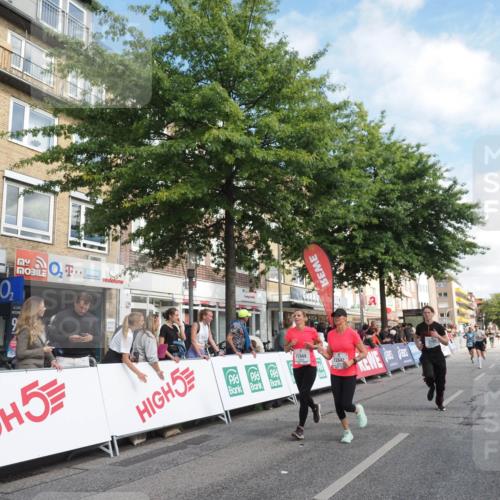 15.09.2024 - PSD Bank Halbmarathon Miley Keyser http://msf.ph/oto/7060091 15.09.2024 12:08:24 Ziel 1869, 1917, 2011, 2397, 2401, 2642, 2668, 3049, 3110, 3360, 3496 meine-sportfotos.de