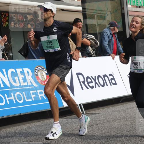 15.09.2024 - PSD Bank Halbmarathon Michael Strokosch http://msf.ph/oto/7060104 15.09.2024 11:42:05 Ziel 726, 735, 763, 920, 1215, 1566, 1592, 1671, 1875, 2661 meine-sportfotos.de