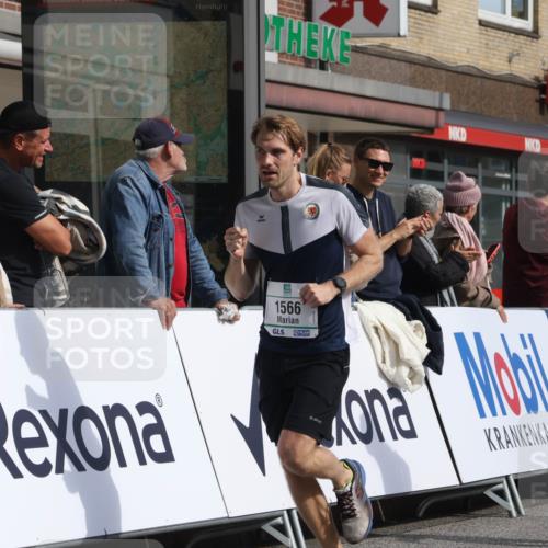 15.09.2024 - PSD Bank Halbmarathon Michael Strokosch http://msf.ph/oto/7060142 15.09.2024 11:42:11 Ziel 735, 920, 1151, 1259, 1470, 1566, 1592, 1875, 2643, 2661 meine-sportfotos.de