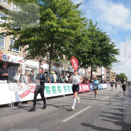 15.09.2024 - PSD Bank Halbmarathon Miley Keyser http://msf.ph/oto/7060174 15.09.2024 12:08:28 Ziel 791, 1869, 1917, 2003, 2011, 2281, 2397, 2401, 2642, 2668, 3049, 3110, 3360, 3496 meine-sportfotos.de