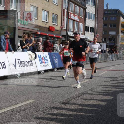 15.09.2024 - PSD Bank Halbmarathon Michael Strokosch http://msf.ph/oto/7060194 15.09.2024 11:42:20 Ziel 772, 920, 968, 1151, 1259, 1470, 1533, 1559, 1566, 1774, 1875, 2643 meine-sportfotos.de