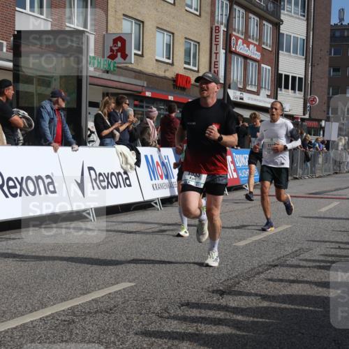 15.09.2024 - PSD Bank Halbmarathon Michael Strokosch http://msf.ph/oto/7060198 15.09.2024 11:42:20 Ziel 772, 920, 968, 1151, 1259, 1470, 1533, 1559, 1566, 1774, 1875, 2643 meine-sportfotos.de