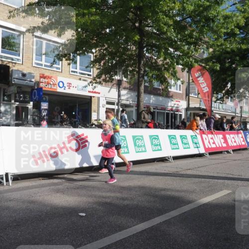 15.09.2024 - PSD Bank Halbmarathon Miley Keyser http://msf.ph/oto/7060205 15.09.2024 10:31:49 Ziel 11, 175, 202, 223, 250, 276, 299 meine-sportfotos.de