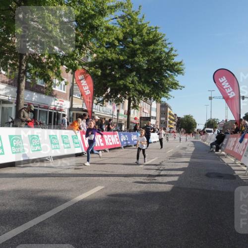 15.09.2024 - PSD Bank Halbmarathon Miley Keyser http://msf.ph/oto/7060213 15.09.2024 10:31:54 Ziel 11, 56, 57, 151, 202, 223, 250, 267, 276, 299 meine-sportfotos.de