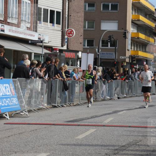 15.09.2024 - PSD Bank Halbmarathon Michael Strokosch http://msf.ph/oto/7060225 15.09.2024 11:42:24 Ziel 772, 968, 1116, 1151, 1259, 1470, 1479, 1533, 1559, 1774, 1875, 2610, 2643 meine-sportfotos.de