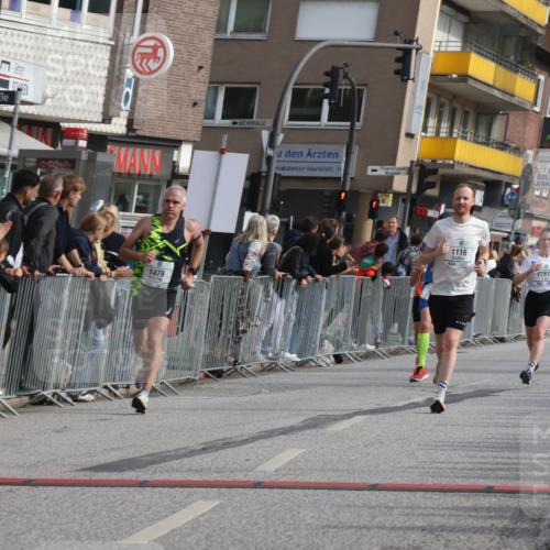 15.09.2024 - PSD Bank Halbmarathon Michael Strokosch http://msf.ph/oto/7060233 15.09.2024 11:42:25 Ziel 772, 956, 968, 1116, 1151, 1259, 1470, 1479, 1533, 1559, 1589, 1774, 1875, 2610, 2643 meine-sportfotos.de