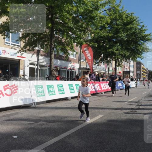 15.09.2024 - PSD Bank Halbmarathon Miley Keyser http://msf.ph/oto/7060239 15.09.2024 10:31:55 Ziel 11, 56, 57, 151, 202, 223, 250, 267, 276, 299 meine-sportfotos.de