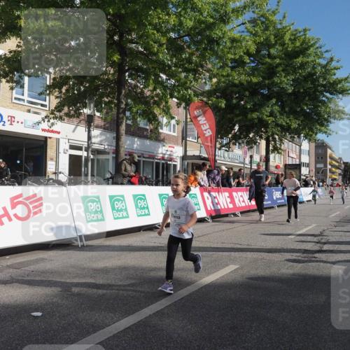 15.09.2024 - PSD Bank Halbmarathon Miley Keyser http://msf.ph/oto/7060242 15.09.2024 10:31:55 Ziel 11, 56, 57, 151, 202, 223, 250, 267, 276, 299 meine-sportfotos.de