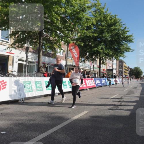 15.09.2024 - PSD Bank Halbmarathon Miley Keyser http://msf.ph/oto/7060264 15.09.2024 10:31:57 Ziel 11, 56, 57, 151, 202, 223, 267, 276, 299 meine-sportfotos.de