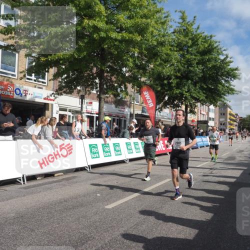 15.09.2024 - PSD Bank Halbmarathon Miley Keyser http://msf.ph/oto/7060269 15.09.2024 12:08:35 Ziel 791, 1869, 2003, 2011, 2088, 2281, 2401, 2642, 2668, 3049, 3360, 3554, 3559 meine-sportfotos.de