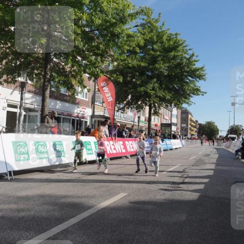 15.09.2024 - PSD Bank Halbmarathon Miley Keyser http://msf.ph/oto/7060291 15.09.2024 10:32:01 Ziel 11, 56, 57, 151, 202, 267, 276, 299 meine-sportfotos.de