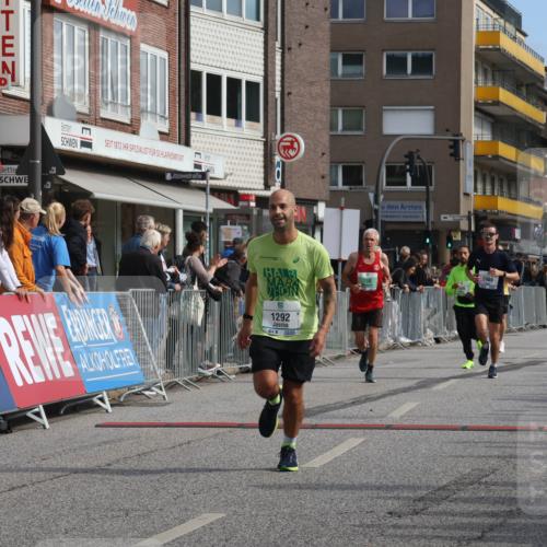 15.09.2024 - PSD Bank Halbmarathon Michael Strokosch http://msf.ph/oto/7060296 15.09.2024 11:42:39 Ziel 715, 760, 956, 1116, 1213, 1292, 1468, 1479, 1496, 1548, 1589, 1719, 2489, 2610, 2659 meine-sportfotos.de