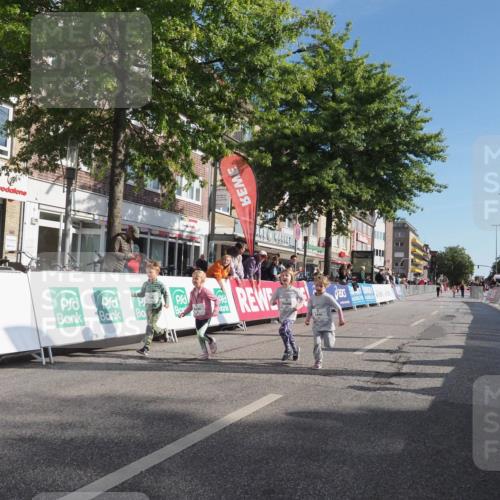 15.09.2024 - PSD Bank Halbmarathon Miley Keyser http://msf.ph/oto/7060298 15.09.2024 10:32:01 Ziel 11, 56, 57, 151, 202, 267, 276, 299 meine-sportfotos.de