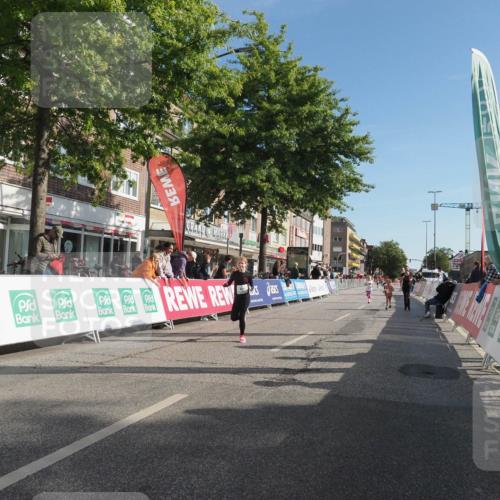 15.09.2024 - PSD Bank Halbmarathon Miley Keyser http://msf.ph/oto/7060340 15.09.2024 10:32:12 Ziel 56, 57, 148, 151, 193, 199, 267, 280 meine-sportfotos.de