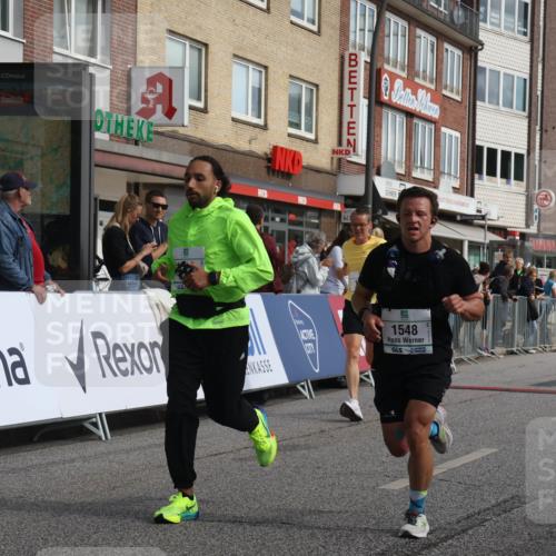 15.09.2024 - PSD Bank Halbmarathon Michael Strokosch http://msf.ph/oto/7060341 15.09.2024 11:42:47 Ziel 715, 760, 1292, 1298, 1468, 1496, 1548, 1719, 2489, 2659 meine-sportfotos.de