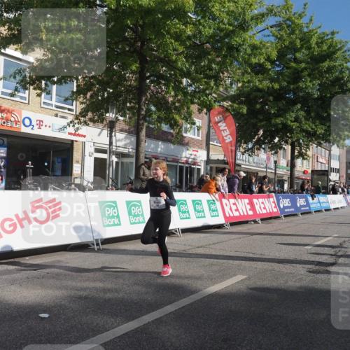15.09.2024 - PSD Bank Halbmarathon Miley Keyser http://msf.ph/oto/7060360 15.09.2024 10:32:14 Ziel 56, 57, 148, 151, 193, 199, 267, 280 meine-sportfotos.de