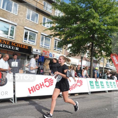 15.09.2024 - PSD Bank Halbmarathon Miley Keyser http://msf.ph/oto/7060366 15.09.2024 12:08:41 Ziel 791, 2003, 2011, 2088, 2281, 2401, 3049, 3554, 3559 meine-sportfotos.de