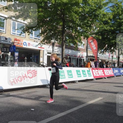 15.09.2024 - PSD Bank Halbmarathon Miley Keyser http://msf.ph/oto/7060368 15.09.2024 10:32:14 Ziel 56, 57, 148, 151, 193, 199, 267, 280 meine-sportfotos.de