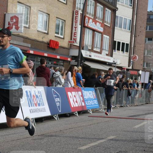 15.09.2024 - PSD Bank Halbmarathon Michael Strokosch http://msf.ph/oto/7060382 15.09.2024 11:42:58 Ziel 752, 942, 1226, 1298, 1343, 1496, 1548, 1563, 1652, 2651, 2694 meine-sportfotos.de