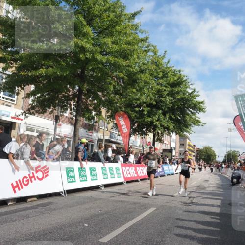 15.09.2024 - PSD Bank Halbmarathon Miley Keyser http://msf.ph/oto/7060383 15.09.2024 12:08:45 Ziel 791, 1699, 1949, 2003, 2011, 2088, 2281, 2891, 3554, 3559 meine-sportfotos.de