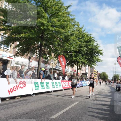 15.09.2024 - PSD Bank Halbmarathon Miley Keyser http://msf.ph/oto/7060387 15.09.2024 12:08:45 Ziel 791, 1699, 1949, 2003, 2011, 2088, 2281, 2891, 3554, 3559 meine-sportfotos.de