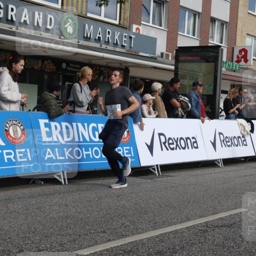 15.09.2024 - PSD Bank Halbmarathon Michael Strokosch http://msf.ph/oto/7060402 15.09.2024 11:43:01 Ziel 752, 942, 1224, 1226, 1343, 1563, 1652, 2651, 2694 meine-sportfotos.de
