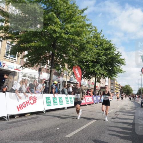 15.09.2024 - PSD Bank Halbmarathon Miley Keyser http://msf.ph/oto/7060405 15.09.2024 12:08:46 Ziel 791, 1699, 1949, 2003, 2088, 2281, 2621, 2891, 2908, 3554, 3559 meine-sportfotos.de