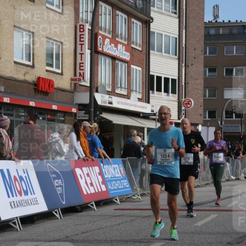 15.09.2024 - PSD Bank Halbmarathon Michael Strokosch http://msf.ph/oto/7060437 15.09.2024 11:43:09 Ziel 752, 942, 1224, 1226, 1273, 1279, 1343, 1563, 1652, 2641, 2651, 2694 meine-sportfotos.de