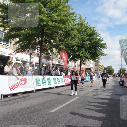15.09.2024 - PSD Bank Halbmarathon Miley Keyser http://msf.ph/oto/7060446 15.09.2024 12:08:53 Ziel 1664, 1699, 1912, 1949, 2088, 2165, 2240, 2621, 2796, 2891, 2908, 3200, 3559 meine-sportfotos.de