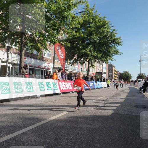 15.09.2024 - PSD Bank Halbmarathon Miley Keyser http://msf.ph/oto/7060463 15.09.2024 10:32:28 Ziel 40, 68, 148, 157, 193, 280, 301 meine-sportfotos.de