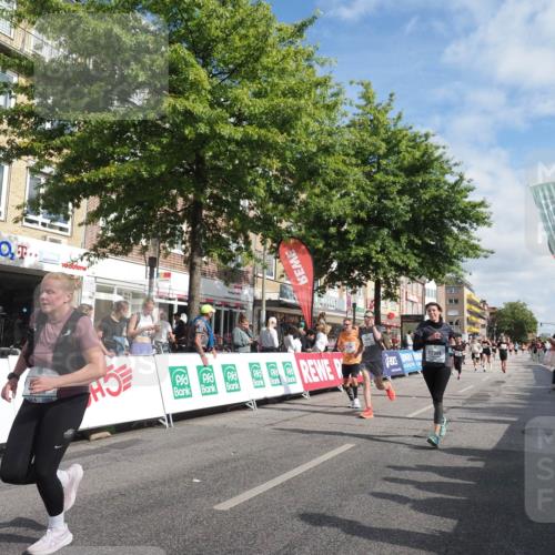 15.09.2024 - PSD Bank Halbmarathon Miley Keyser http://msf.ph/oto/7060465 15.09.2024 12:08:54 Ziel 1664, 1699, 1786, 1912, 1949, 2088, 2165, 2240, 2621, 2796, 2891, 2908, 3200 meine-sportfotos.de