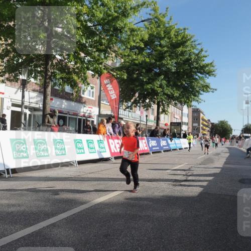 15.09.2024 - PSD Bank Halbmarathon Miley Keyser http://msf.ph/oto/7060467 15.09.2024 10:32:28 Ziel 40, 68, 148, 157, 193, 280, 301 meine-sportfotos.de
