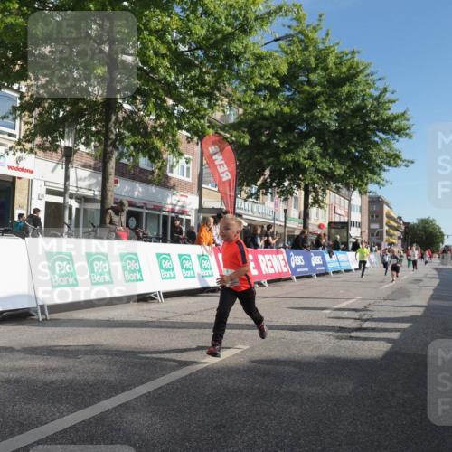 15.09.2024 - PSD Bank Halbmarathon Miley Keyser http://msf.ph/oto/7060471 15.09.2024 10:32:28 Ziel 40, 68, 148, 157, 193, 280, 301 meine-sportfotos.de