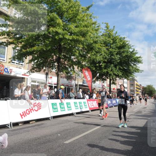 15.09.2024 - PSD Bank Halbmarathon Miley Keyser http://msf.ph/oto/7060474 15.09.2024 12:08:54 Ziel 1664, 1699, 1786, 1912, 1949, 2088, 2165, 2240, 2621, 2796, 2891, 2908, 3200 meine-sportfotos.de