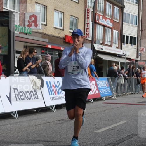 15.09.2024 - PSD Bank Halbmarathon Michael Strokosch http://msf.ph/oto/7060479 15.09.2024 11:43:14 Ziel 752, 942, 1224, 1273, 1279, 1299, 1332, 1377, 1443, 1652, 1653, 2488, 2565, 2641, 2651, 2694 meine-sportfotos.de