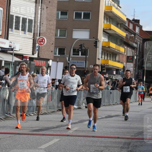 15.09.2024 - PSD Bank Halbmarathon Michael Strokosch http://msf.ph/oto/7060481 15.09.2024 11:43:15 Ziel 1224, 1273, 1279, 1299, 1332, 1377, 1443, 1653, 2488, 2565, 2641, 2651, 2694 meine-sportfotos.de