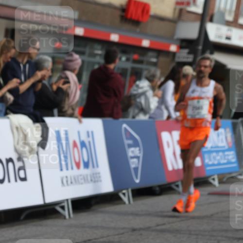 15.09.2024 - PSD Bank Halbmarathon Michael Strokosch http://msf.ph/oto/7060496 15.09.2024 11:43:18 Ziel 1224, 1273, 1279, 1299, 1332, 1377, 1443, 1653, 1901, 2488, 2565, 2637, 2641, 2694 meine-sportfotos.de