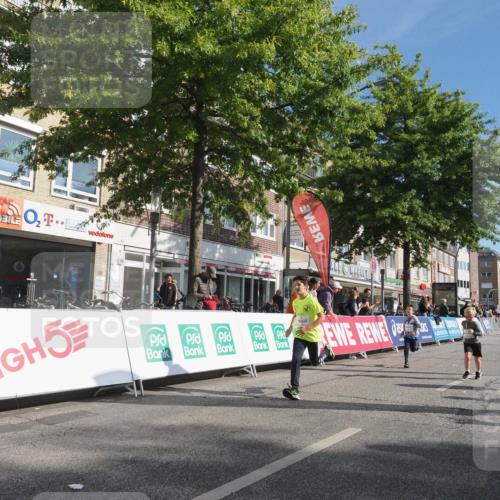15.09.2024 - PSD Bank Halbmarathon Miley Keyser http://msf.ph/oto/7060504 15.09.2024 10:32:31 Ziel 40, 68, 83, 157, 193, 232, 280, 301 meine-sportfotos.de